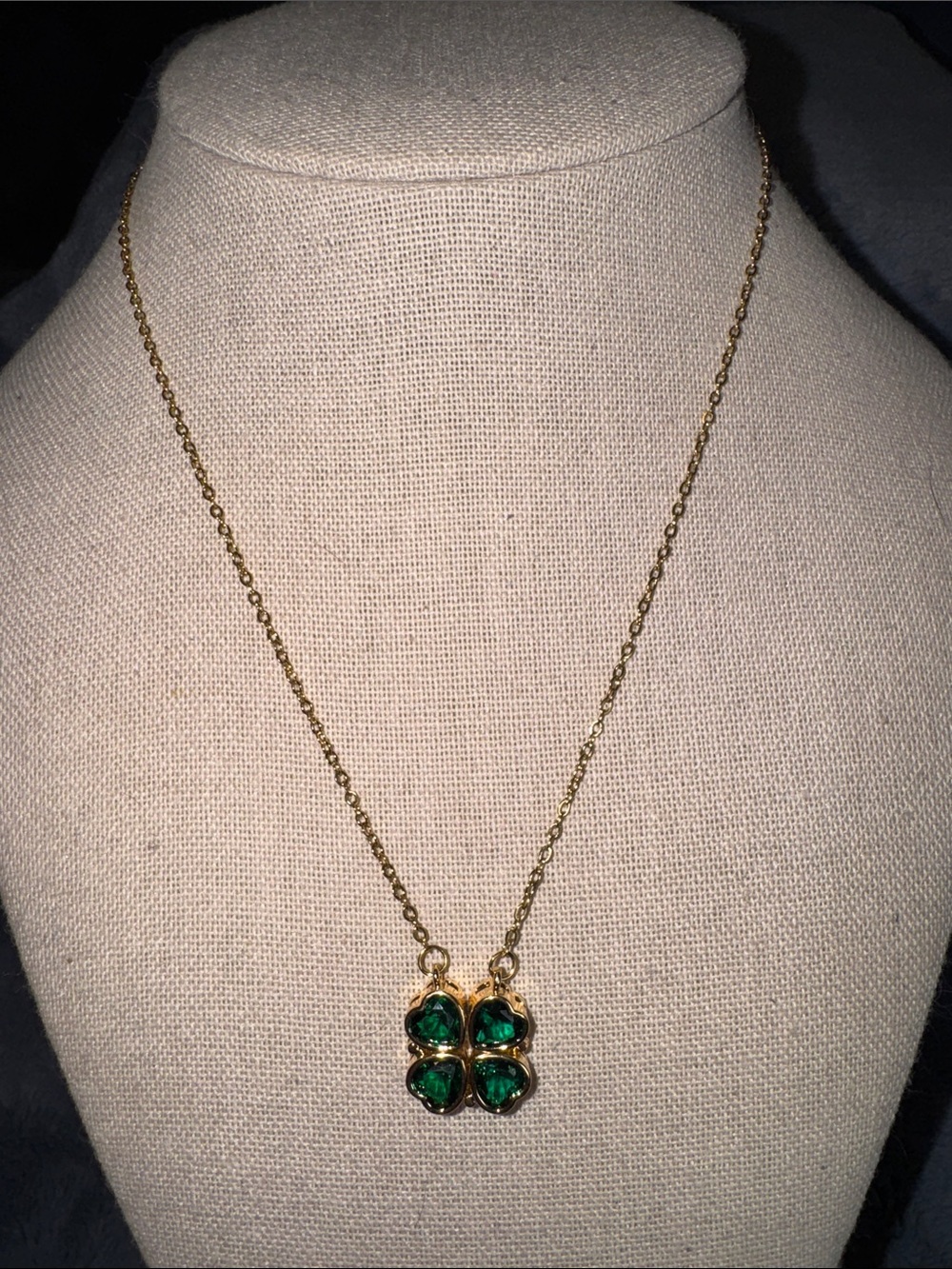 Green Crystal Clover 2-Way Magnetic Pendant Necklace 18K Gold Platted